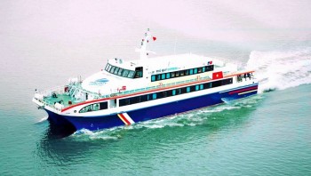 Tàu Cao Tốc Sài Gòn - Côn Đảo: Phú Quý Express Hay Thăng Long?